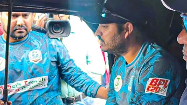 নতুন সংকটে নোয়াখালী, কোচের দায়িত্ব ছাড়ার ইঙ্গিত খালেদ মাহমুদের