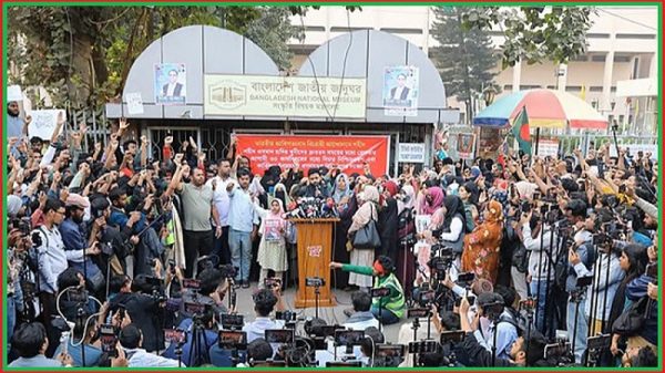 ওসমান হাদির খুনিদের বিচার নিশ্চিতে ইনকিলাব মঞ্চের ‘শহীদি শপথ’