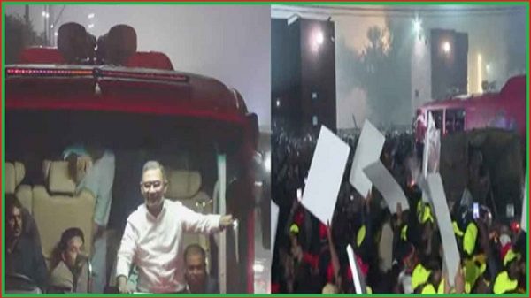 বীর শহীদদের স্মরণে জাতীয় স্মৃতিসৌধে তারেক রহমান