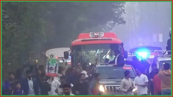 জাতীয় স্মৃতিসৌধে বীর শহিদদের প্রতি শ্রদ্ধা জানিয়ে ঢাকায় ফিরছেন তারেক রহমান