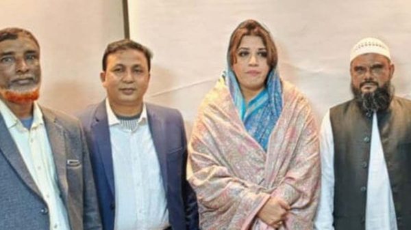 আ.লীগের ৫ নেতার বিএনপিতে যোগদান