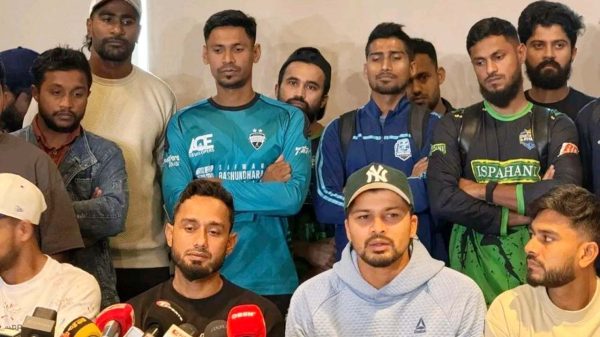 নতুন শর্ত ক্রিকেটারদের, খেলতেও প্রস্তুত