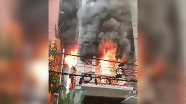 উত্তরায় বাড়িতে আগুন, নিহত বেড়ে ৬
