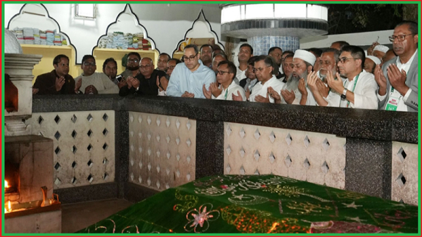 শাহজালালের মাজার জিয়ারত করলেন তারেক রহমান