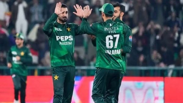 ‘বিশ্বকাপ থেকে পাকিস্তানের সরে দাঁড়ানোর সময় পেরিয়ে গেছে’