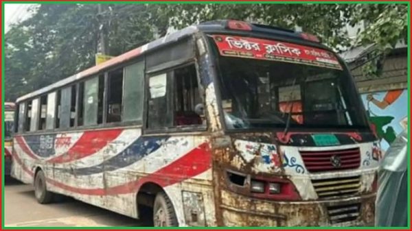 'ভিক্টর ক্লাসিক' বাসে নারীকে ধর্ষণের হুমকি, আটক ২