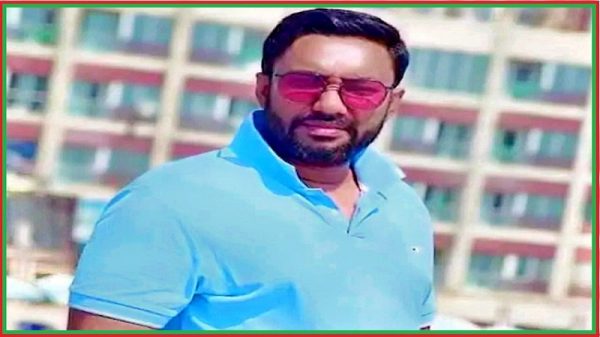 নিজ দোকান থেকে যুবলীগ নেতা রবিনকে আটক করেছে জেলা গোয়েন্দা