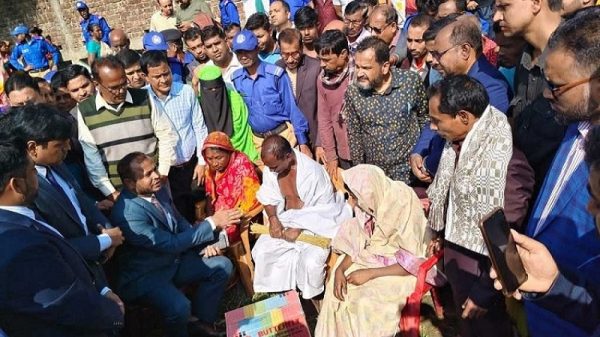 ভালুকায় দীপু হত্যা: ‘৫০ লাখ কেন, দুনিয়া দিলেও ছেলের অভাব পূরণ হবে না’