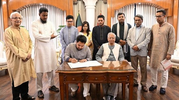 চার মাস পর কেনো জুলাই সনদে স্বাক্ষর করছে এনসিপি