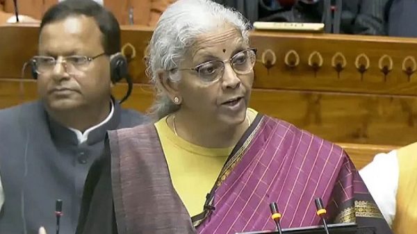 উত্তেজনার মধ্যে ভারতের বাজেটে বাংলাদেশের বরাদ্দ কমে অর্ধেক