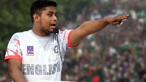 ফেসবুকে হাসনাতের ইনকিলাব জিন্দাবাদ স্ট্যাটাস মুহূর্তেই ভাইরাল