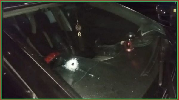 নারায়ণগঞ্জের আড়াইহাজারে সাবেক ছাত্রদল নেতার গাড়িতে গুলি