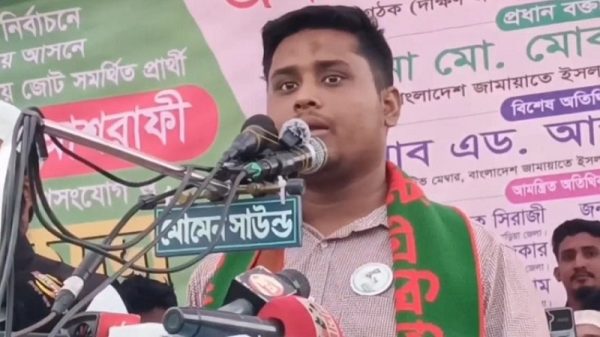 পুলিশ ফ্যাসিবাদী আমলের নগ্নরুপে ফিরে গেছে: হাসনাত আবদুল্লাহ