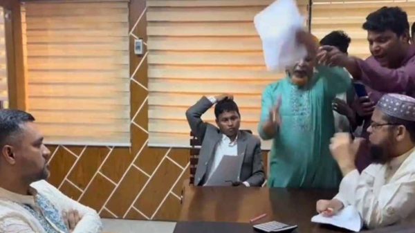 বিএনপি নেতার বিরুদ্ধে নিয়োগ পরীক্ষার খাতা ছিনতাইয়ের অভিযোগ