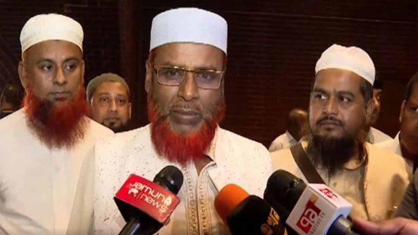 এভাবে ডেপুটি স্পিকার নিতে চাই না: পরওয়ার