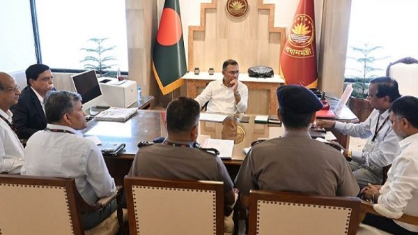 উচ্ছেদ হওয়া হকারদের দ্রুত পুনর্বাসনের নির্দেশ প্রধানমন্ত্রীর