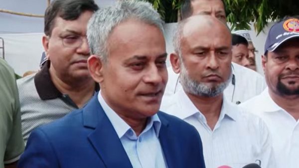 পর্যায়ক্রমে ব্যাটারিচালিত অটোরিকশা নিষিদ্ধ করা হবে: সড়ক পরিবহনমন্ত্রী