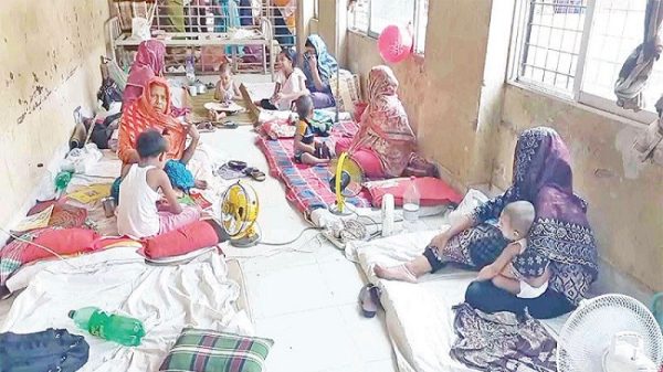 প্রচন্ড গরমে রাজবাড়ীতে বেড়েছে ডায়রিয়ার প্রকোপ, হাসপাতালে রোগীর চাপ