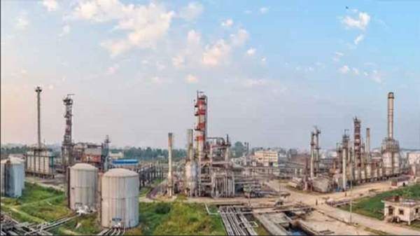 বন্ধ দেশের একমাত্র তেল শোধনাগার ইস্টার্ন রিফাইনারি
