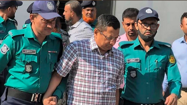 শাপলা চত্বর গণহ'ত্যা মামলায় আসামি হচ্ছেন সাবেক আইজিপি মামুন