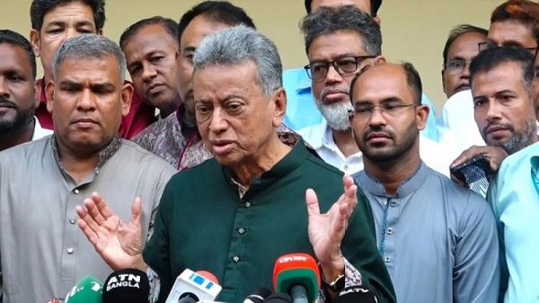 জ্বালানির তেলের দাম নিয়ে নতুন সিদ্ধান্তের কথা ভাবছে সরকার