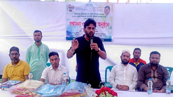 কম্পপুরে এসএসসি পরীক্ষার্থীদের সম্মাননা ও সংবর্ধনা অনুষ্ঠানের আয়োজন করা হয়েছে