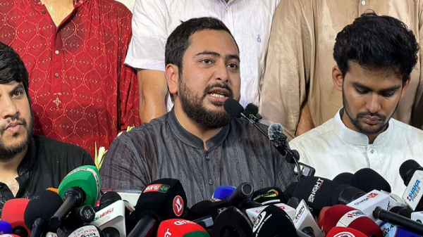 জ্বালানি তেল নিয়ে নাটক করল সরকার : নাহিদ ইসলাম