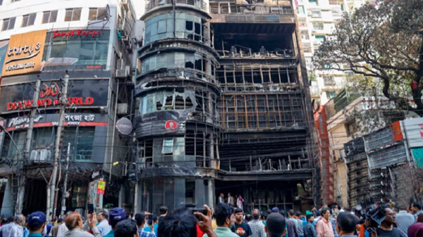 বেইলি রোড ট্রাজেডি : ১৩ আসামির বিরুদ্ধে গ্রেফাতারি পরোয়ানা জারি