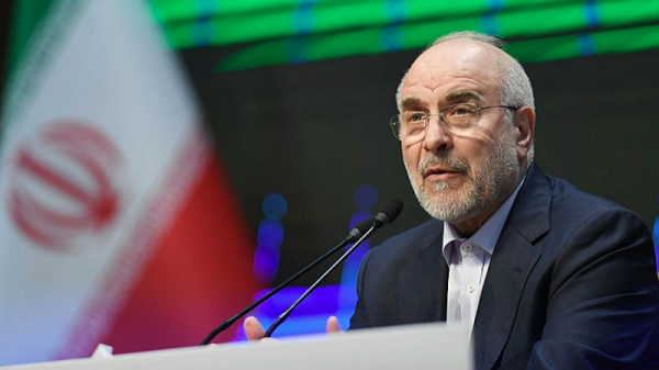 আলোচনার টেবিলকে 'আত্মসমর্পণের মঞ্চে' পরিণত করার চেষ্টায় ট্রাম্প: গালিবাফ