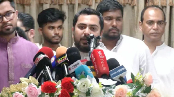 বর্তমান সরকার ক্রমশই ব্যর্থতার দিকে যাচ্ছে: নাহিদ ইসলাম