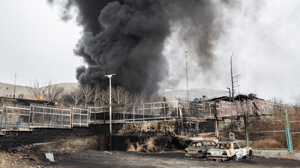 ইরানের পেট্রোকেমিক্যাল স্থাপনায় ইসরায়েলের হামলা