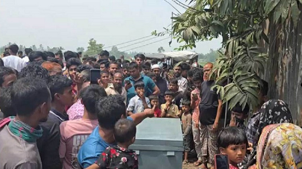 শেরপুরে রাস্তার পাশে ফেলে রাখা ট্রাংকে মিলল নারীর অর্ধগলিত লাশ
