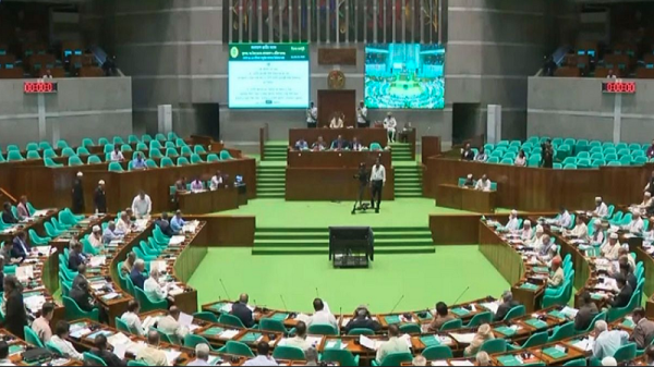 আওয়ামী লীগের কার্যক্রম নিষিদ্ধই থাকছে, সন্ত্রাস বিরোধী সংশোধনী বিল পাশ সংসদে