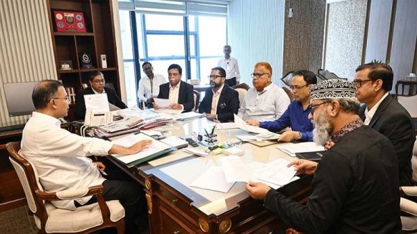 পিরোজপুরের সড়কগুলো দ্রুত মেরামতের নির্দেশ প্রধানমন্ত্রীর