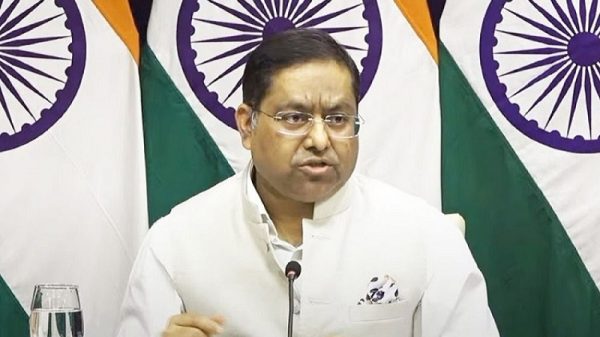 অবৈধ অভিবাসী প্রত্যাবাসন প্রক্রিয়ায় ঢাকার দ্রুত সহযোগিতা চায় ভারত