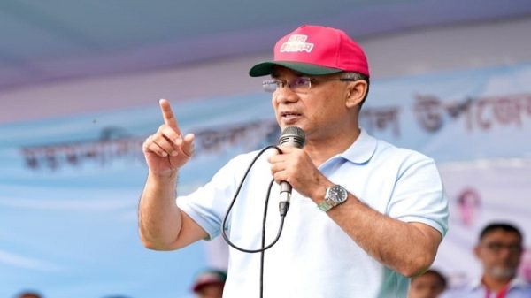 দেশে অরাজক পরিস্থিতি সৃষ্টিকারীদের ব্যাপারে সতর্ক থাকার আহ্বান প্রধানমন্ত্রীর