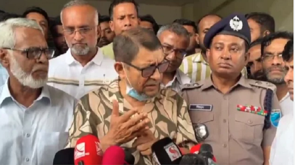 আদ-দ্বীন হাসপাতালে নবজাতকের মৃত্যু: দোষীদের বিরুদ্ধে কঠোর ব্যবস্থার হুঁশিয়ারি স্বাস্থ্যমন্ত্রীর
