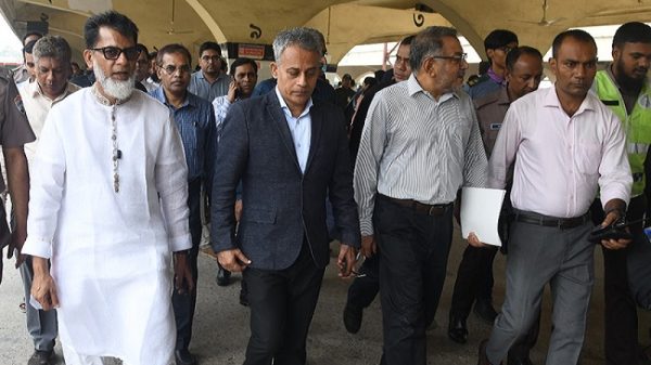 ঈদযাত্রায় রেলে বাড়তি চাপের মধ্যেও শিডিউল বিপর্যয়ের শঙ্কা নেই: রেলমন্ত্রী