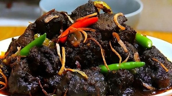 যেভাবে বানাবেন গরুর মাংসের কালাভুনা