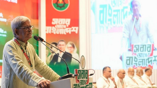 ‘ধ্বংসস্তুপ’ থেকে দেশকে টেনে তোলাই বিএনপির চ্যালেঞ্জ: মির্জা ফখরুল