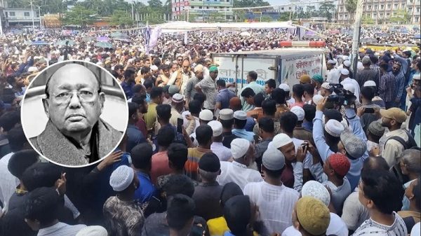 বাবা-মায়ের কবরের পাশেই চিরনিদ্রায় শায়িত হবেন তোফায়েল আহমেদ