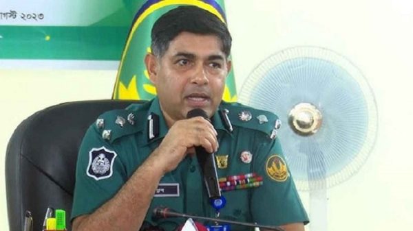ডিআইজি বিপ্লব তালুকদার বরখাস্ত