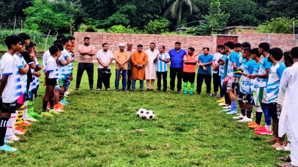 বরাটে প্রদর্শনী প্রীতি ফুটবল ম‍্যাচ অনুষ্ঠিত