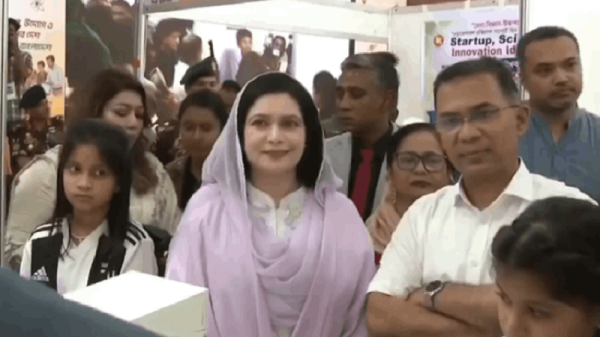 শিক্ষার্থীদের প্রতি বছর একটি করে গাছ লাগাতে অনুরোধ প্রধানমন্ত্রীর
