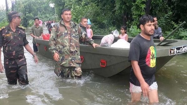 চট্টগ্রামের বন্যা পরিস্থিতি মোকাবিলায় সেনাবাহিনী মোতায়েন