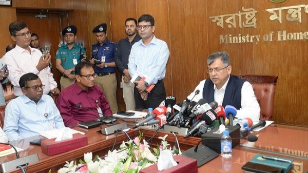 সরকারের কাছে সাহাবুদ্দিন-হাসিনা ফোনালাপের প্রমাণ নেই: স্বরাষ্ট্রমন্ত্রী