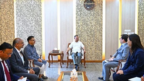 প্রধানমন্ত্রীর সঙ্গে দক্ষিণ কোরিয়ার বাণিজ্যমন্ত্রীর সাক্ষাৎ