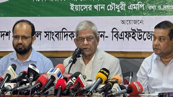 বিরোধীদলীয় নেতারা হাসিনার ভাষায় কথা বলছে :মির্জা ফখরুল