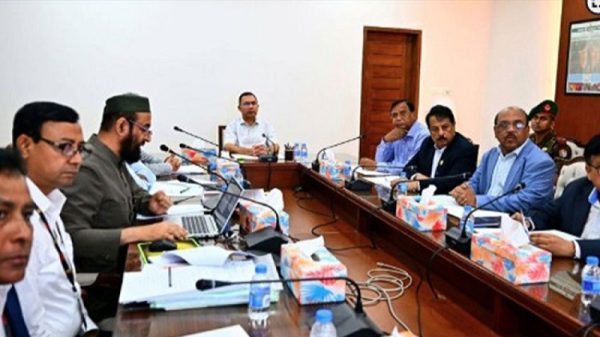 ঢাকার চারপাশের নৌপথে বেসরকারি উদ্যোগে চলবে ওয়াটার বাস