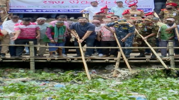 ডেঙ্গু নিয়ন্ত্রণে খাল পরিষ্কার, দুই পাশে ওয়াকওয়ে নির্মাণের পরিকল্পনা: যুব ও ক্রীড়া প্রতিমন্ত্রী